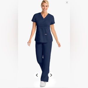 Grey’s Anatomy by Barco Indigo XS Riley Set. Mock wrap V-Neck Scrubs Top & Pants